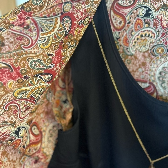 Women's 1X Blouse Notations Woman Long Sleeves Button Down Paisley Print blouse - Picture 7 of 10